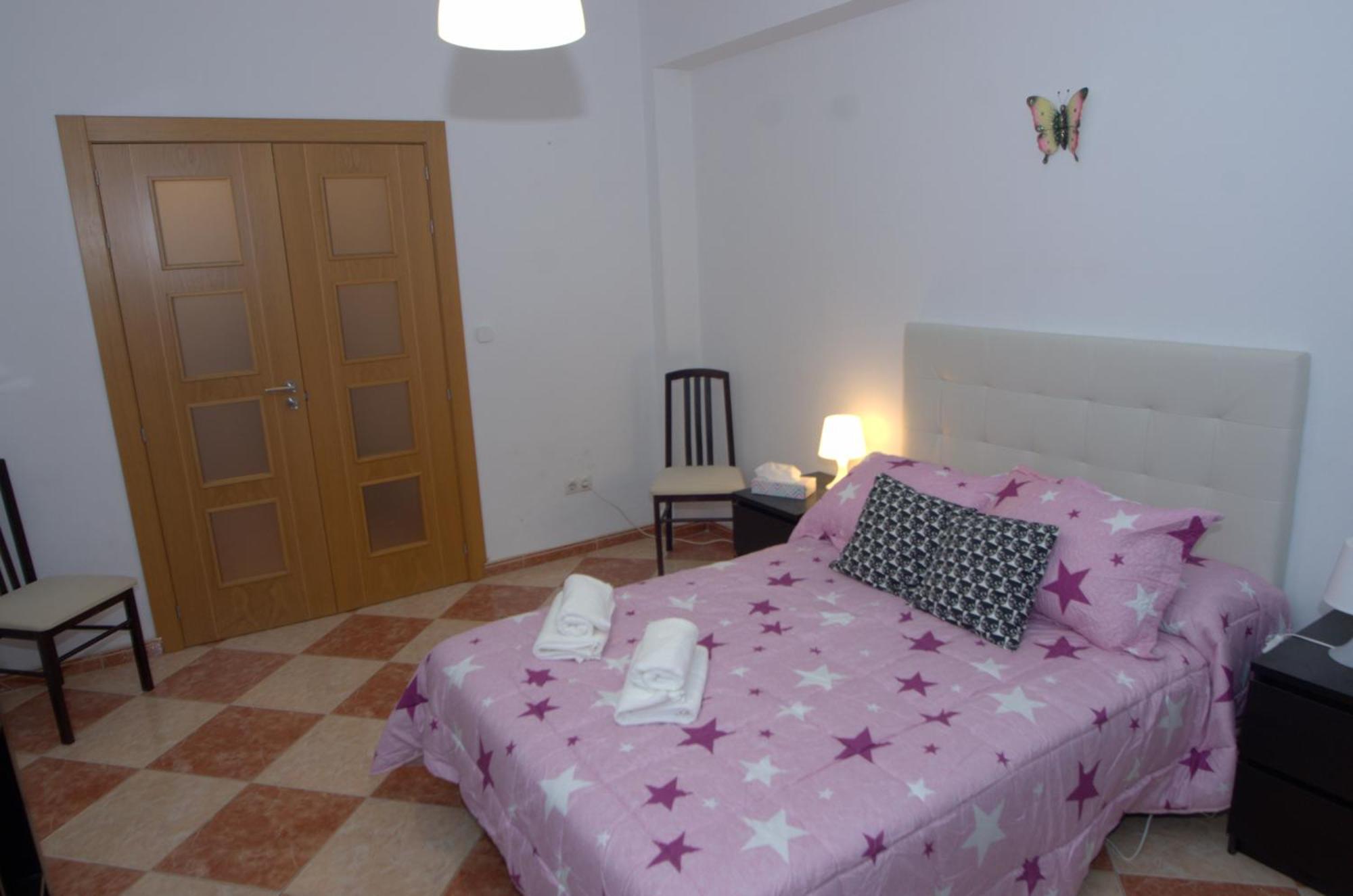 Malaga Centro Historico. Apartment Luaran gambar