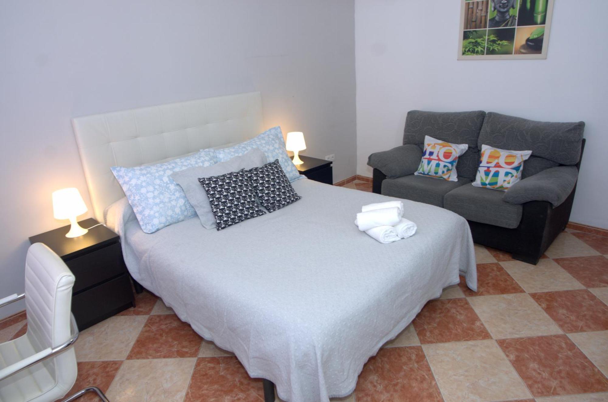 Malaga Centro Historico. Apartment Luaran gambar
